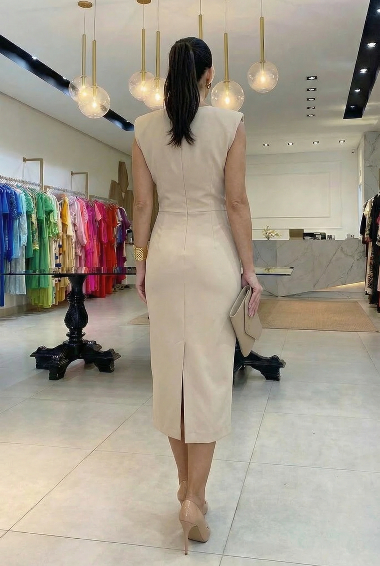 Valentina | Vestido Elegante con Abertura